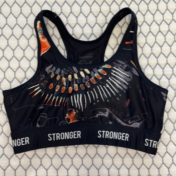 Stronger Sweden sports bra - Picture 2 of 6